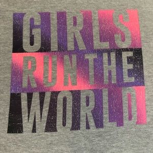 Girls Under Armour tee-shirt